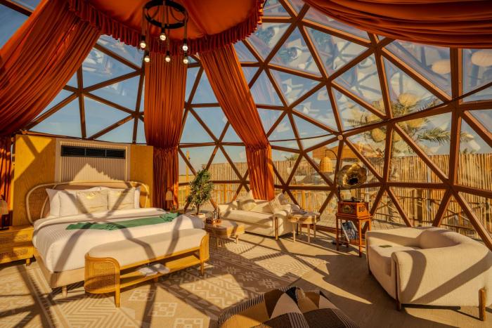 al marmoom oasis luxury experiential desert domes