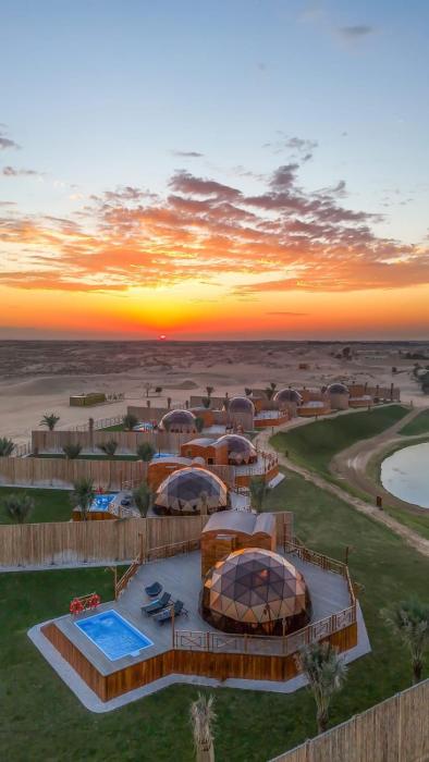 al marmoom oasis luxury experiential desert domes
