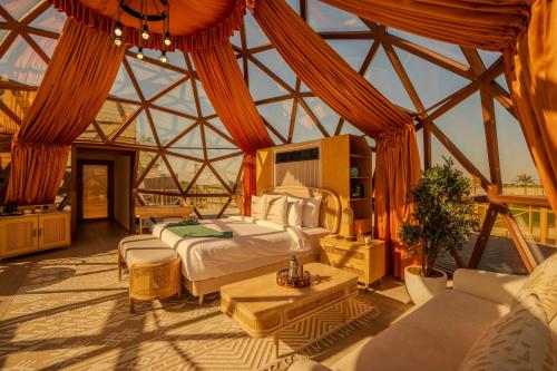 al marmoom oasis luxury experiential desert domes