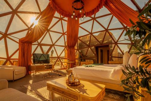 al marmoom oasis luxury experiential desert domes