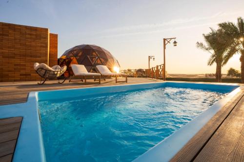 al marmoom oasis luxury experiential desert domes