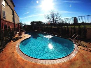 hampton inn and suites paso robles