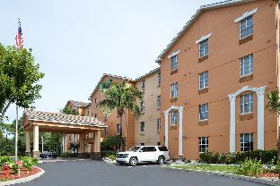 holiday inn express and suites naples north bonita springs