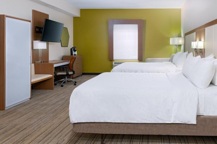 holiday inn express and suites naples north bonita springs