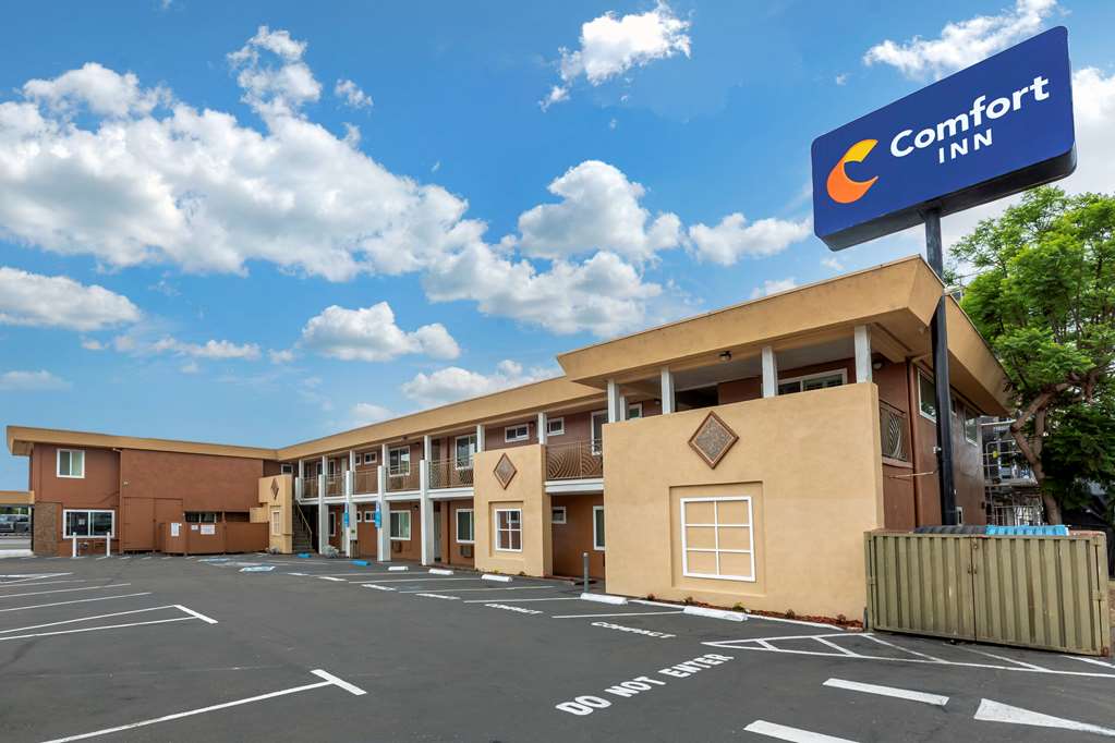 comfort inn san diego airport at the harbor