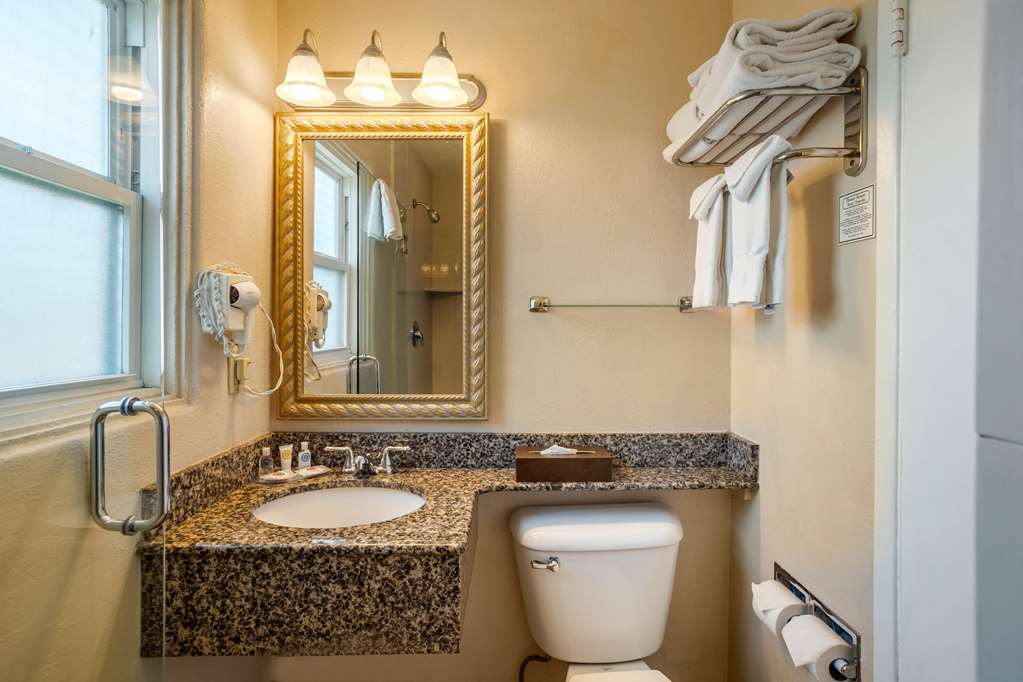 comfort inn san diego airport at the harbor