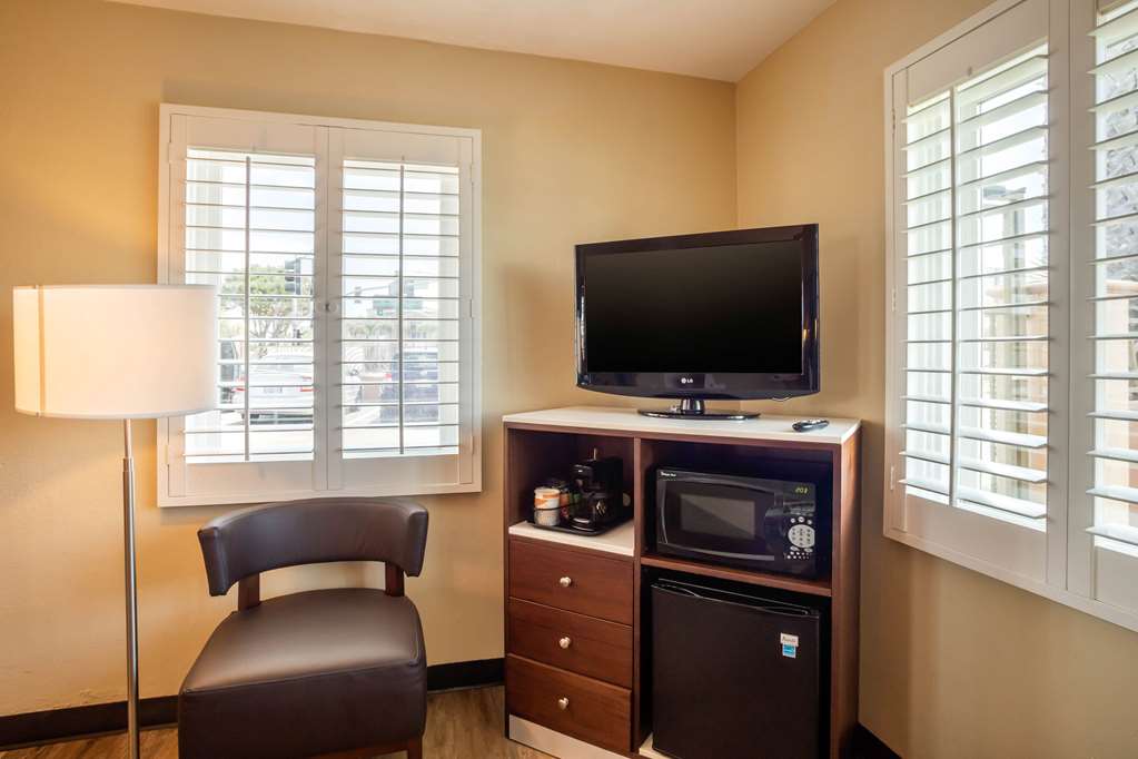 comfort inn san diego airport at the harbor