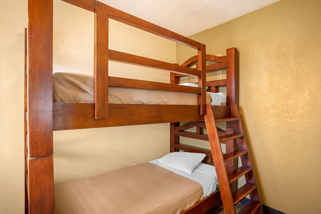 comfort inn san diego airport at the harbor