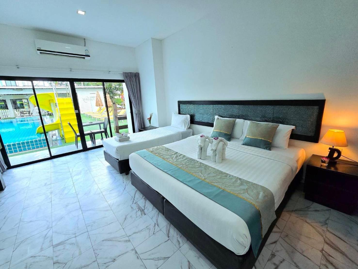 the regizt hotel pattaya