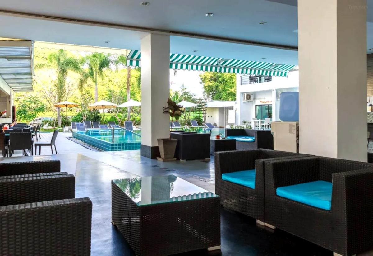 the regizt hotel pattaya