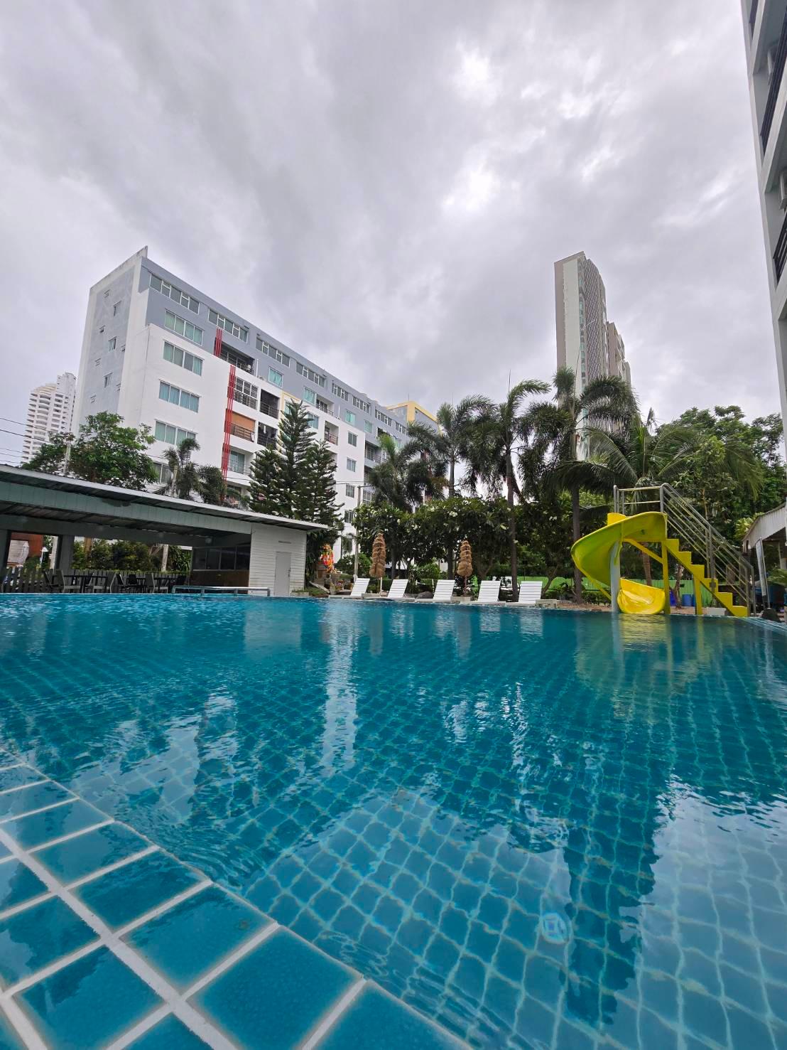 the regizt hotel pattaya