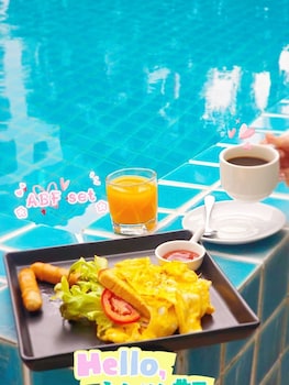 the regizt hotel pattaya