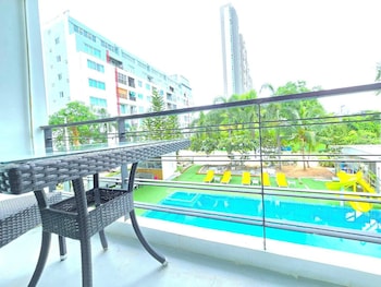 the regizt hotel pattaya