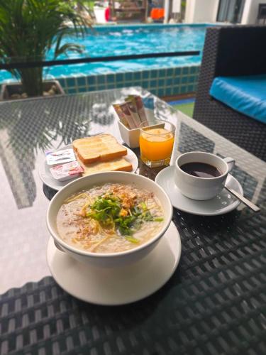 the regizt hotel pattaya