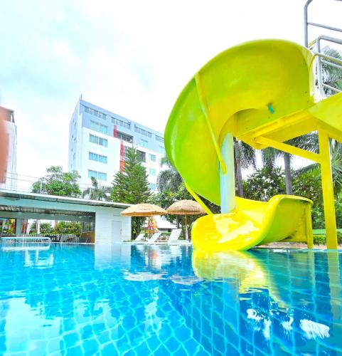 the regizt hotel pattaya