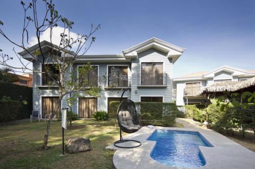 hotel villa los candiles