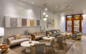 Riviera Beach House,West Beach>>Santa Barbara,2 star