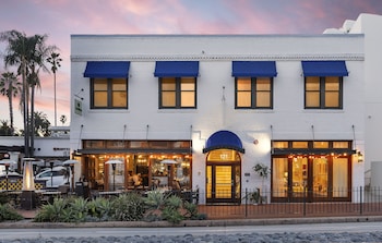 Riviera Beach House,West Beach>>Santa Barbara,2 star