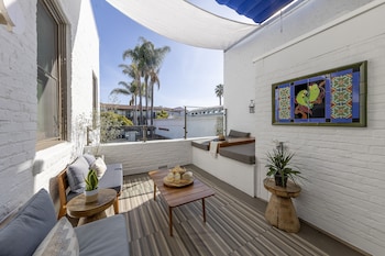 Riviera Beach House,West Beach>>Santa Barbara,4 star