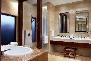the ritz carlton sanya yalong bay