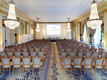 waldorf astoria versailles trianon palace