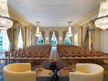 waldorf astoria versailles trianon palace