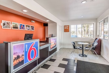 Motel 6 Visalia, Ca,Visalia>>Tulare,2 star