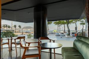 orla copacabana hotel