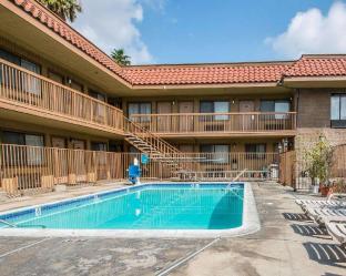 Palm Inn Hotel Near Tyler Mall Riverside,Woodcrest>>Riverside,2 star