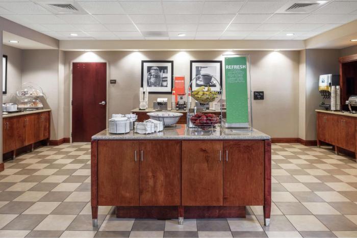 hampton inn branson branson hills