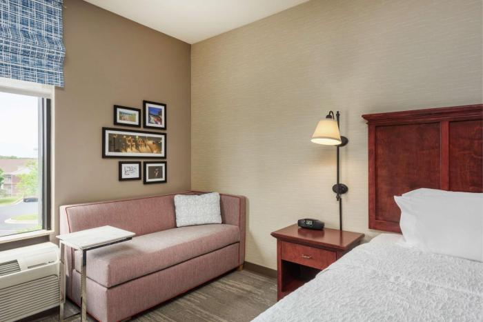 hampton inn branson branson hills