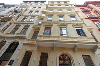 akka suites taksim