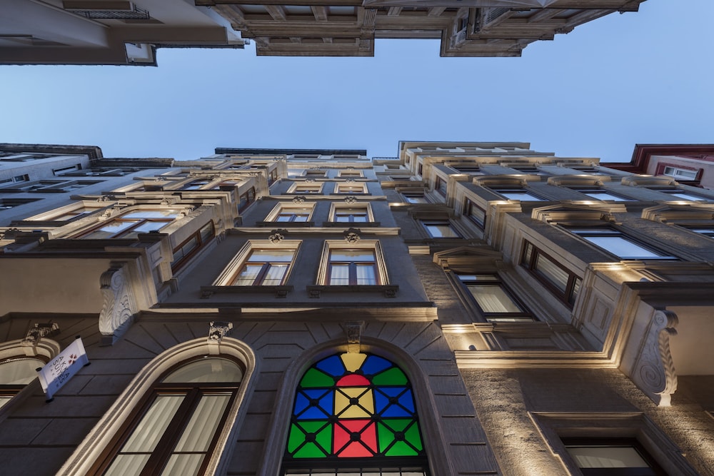 akka suites taksim