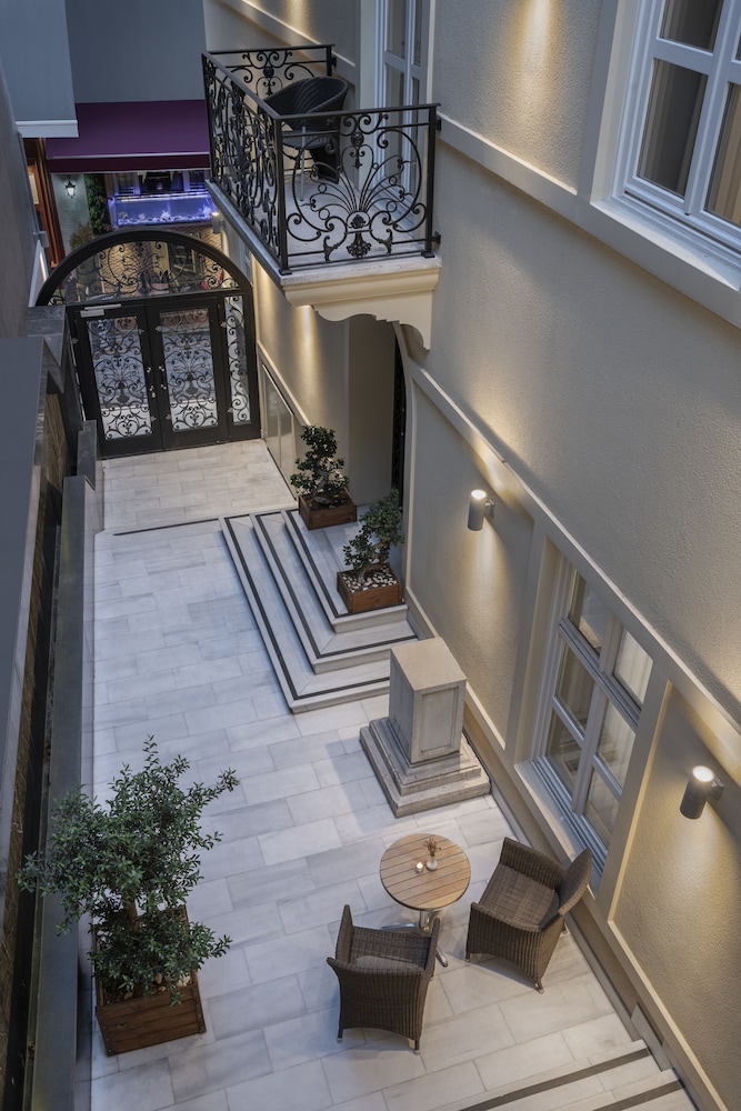 akka suites taksim