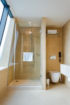 windsor hotel and convention center