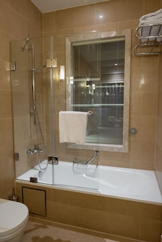 windsor hotel and convention center