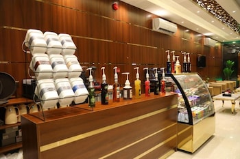 Golden Rest Serviced Apartments,Alnuman Ibn Harithah St.4035,3 star
