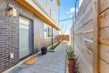 The Sweetest Suite - 91 Walkscore,1458 Nw 67Th St,4 star