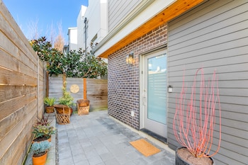 The Sweetest Suite - 91 Walkscore,1458 Nw 67Th St,4 star