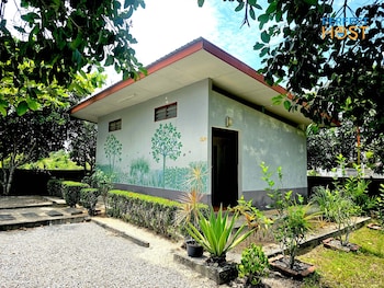triima inn tanjung rhu by perfect host