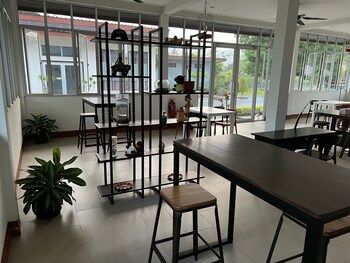 triima inn tanjung rhu by perfect host