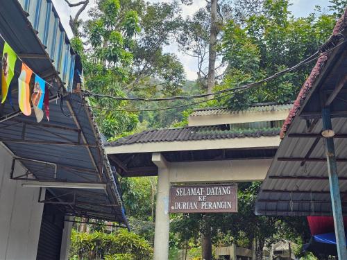 triima inn tanjung rhu by perfect host