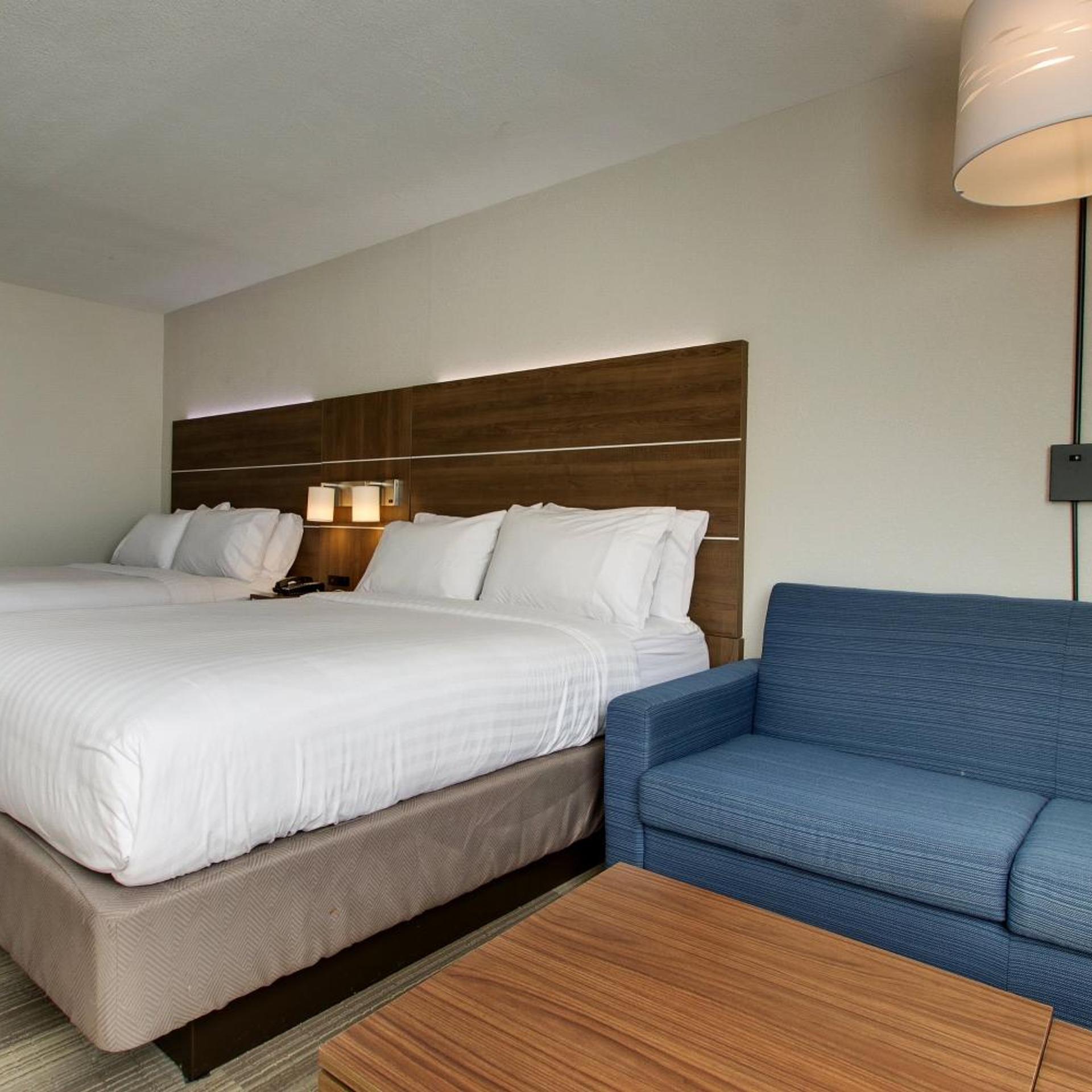 holiday inn express and suites wapakoneta by ihg