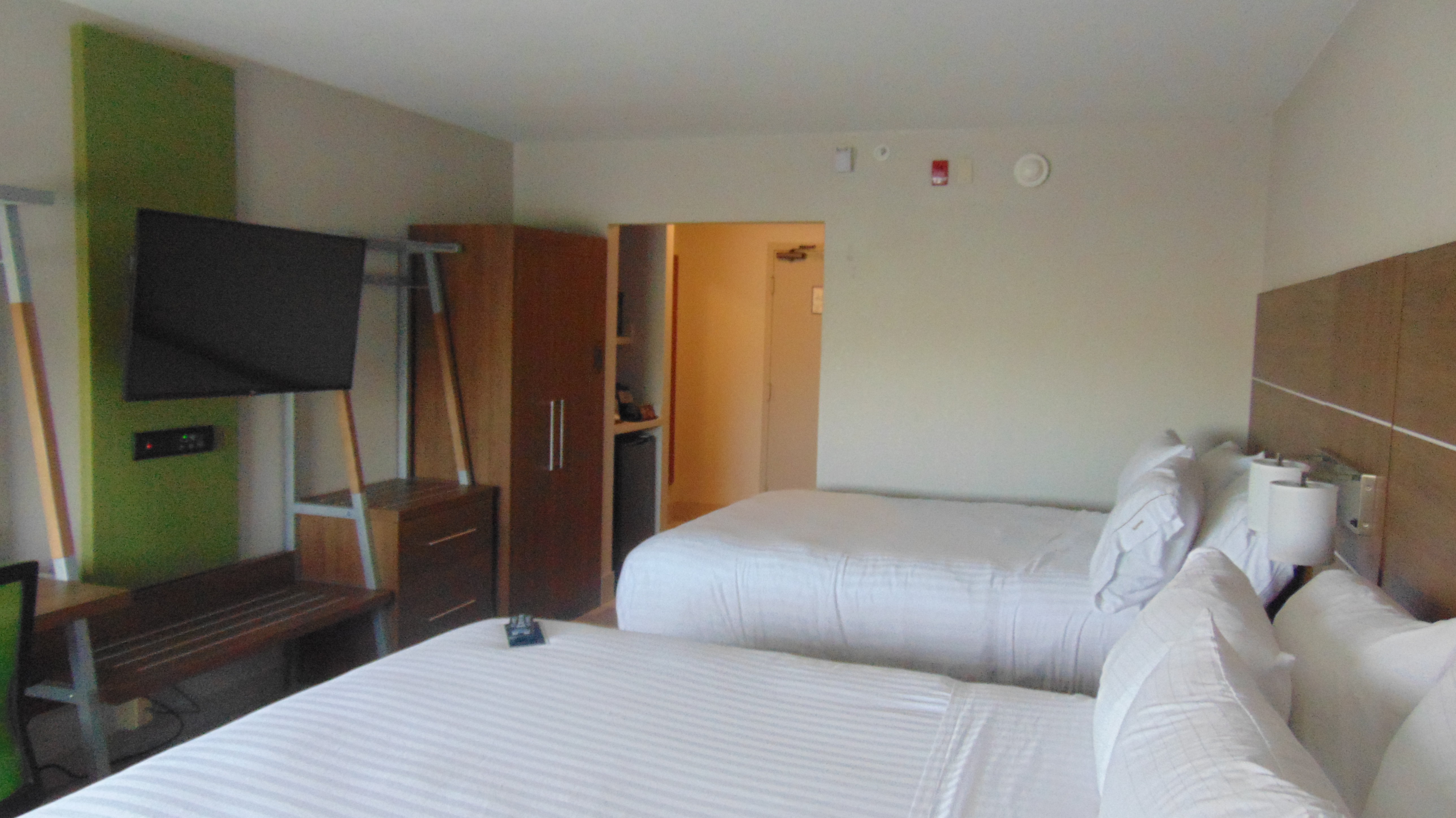 holiday inn express and suites wapakoneta by ihg