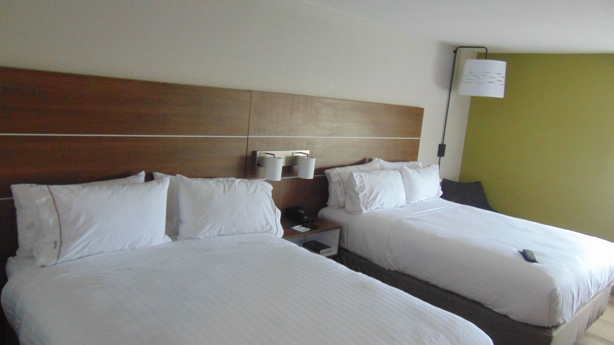 holiday inn express and suites wapakoneta by ihg