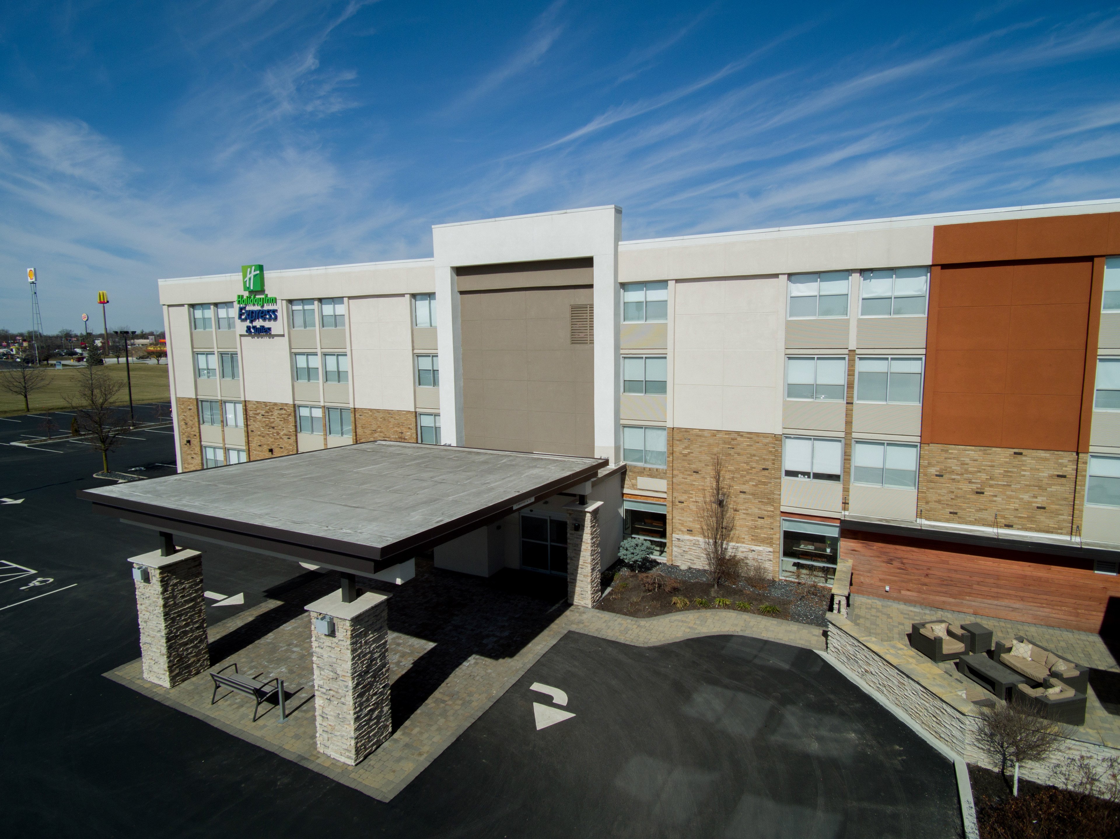 holiday inn express and suites wapakoneta by ihg