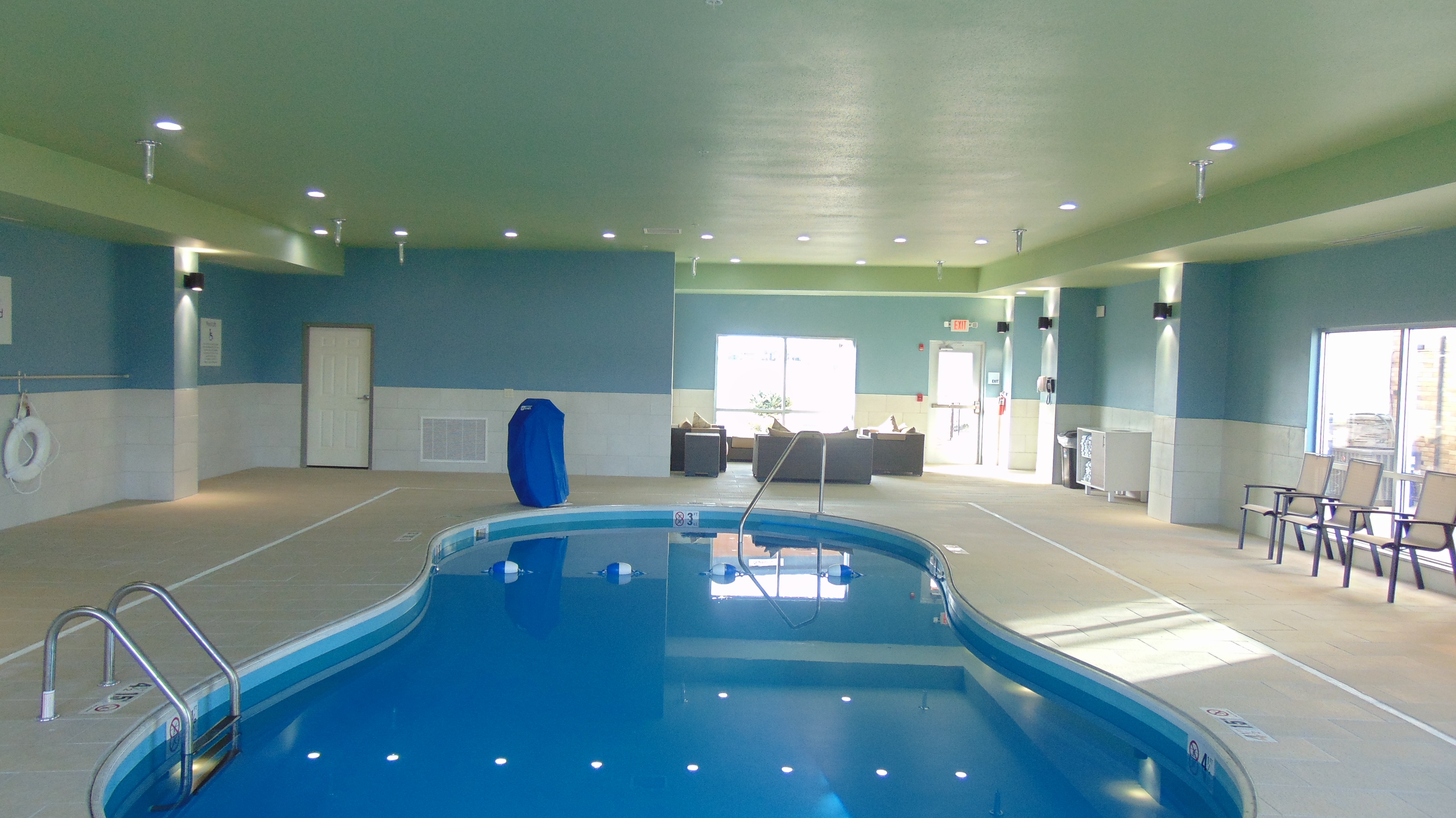 holiday inn express and suites wapakoneta by ihg
