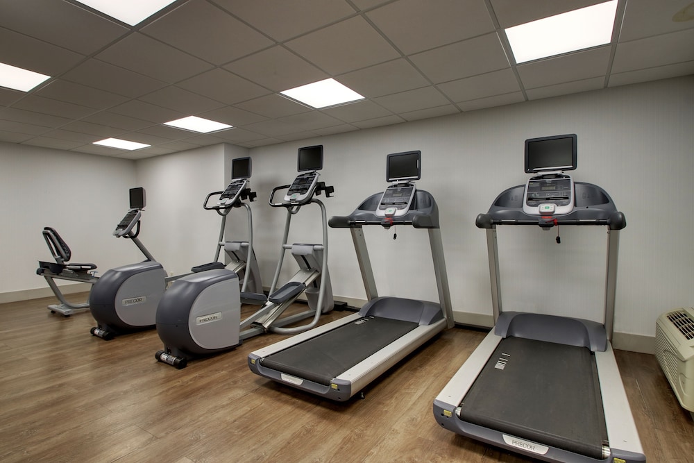 holiday inn express and suites wapakoneta by ihg
