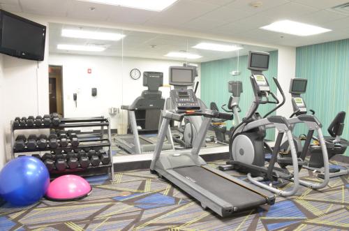 holiday inn express waterloo cedar falls by ihg