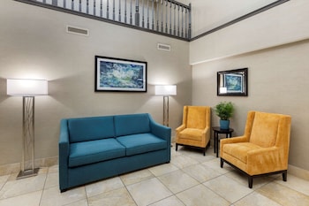 Best Western Watertown Inn And Suites,Watertown>>South Shore,3 star
